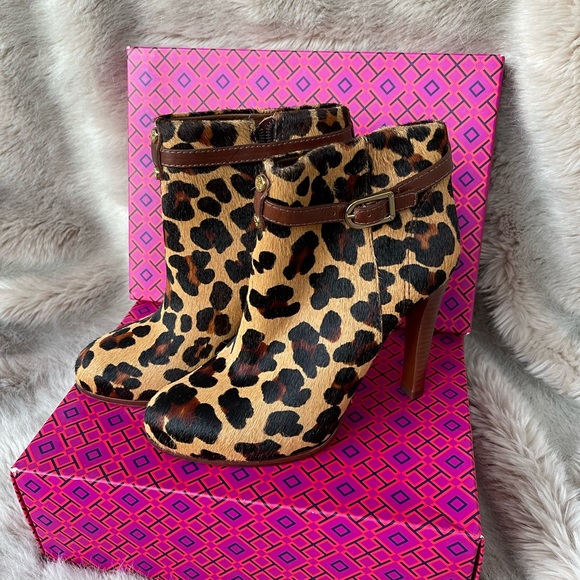 TORY BURCH Priscilla Boots - Picture 2 of 8